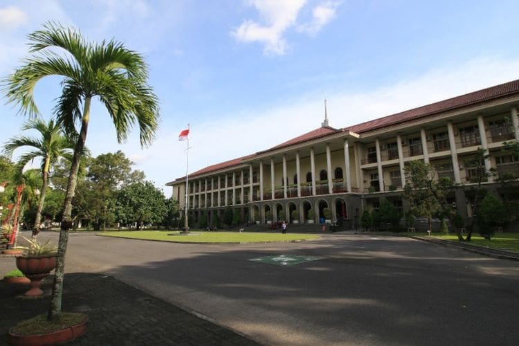 Daftar Universitas Dengan Jurusan Teknik Sipil Terbaik Di Indonesia