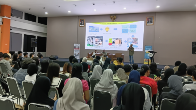 PT Alkindo Naratama Tbk Berbagi Ilmu Kemasan Berkelanjutan di Telkom University